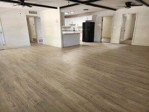 3014 N Garden Ave in Roswell, NM - Building Photo - Building Photo