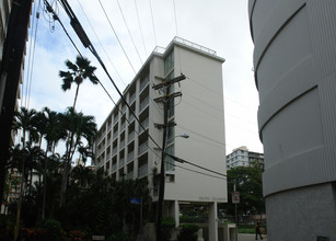 Pacific Islander in Honolulu, HI - Foto de edificio - Building Photo