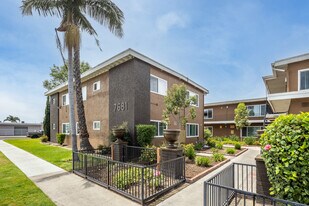 Beach West in Westminster, CA - Building Photo