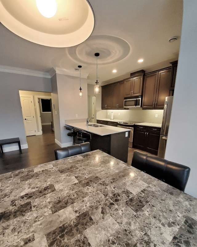 915 10 St in Cold Lake, AB - Building Photo - Building Photo