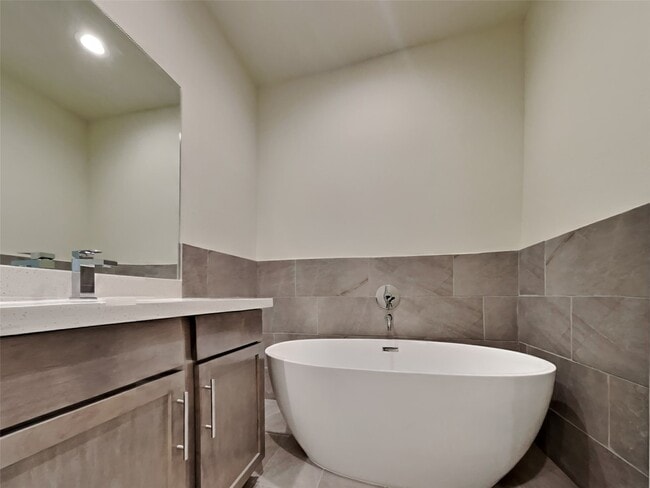 property at 2604 Mid Ln