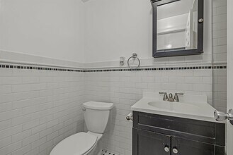 247 Ogden Ave. in Jersey City, NJ - Building Photo - Building Photo