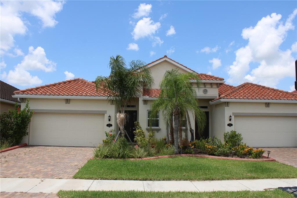 6988 Indus Valley Cir in Parrish, FL - Building Photo