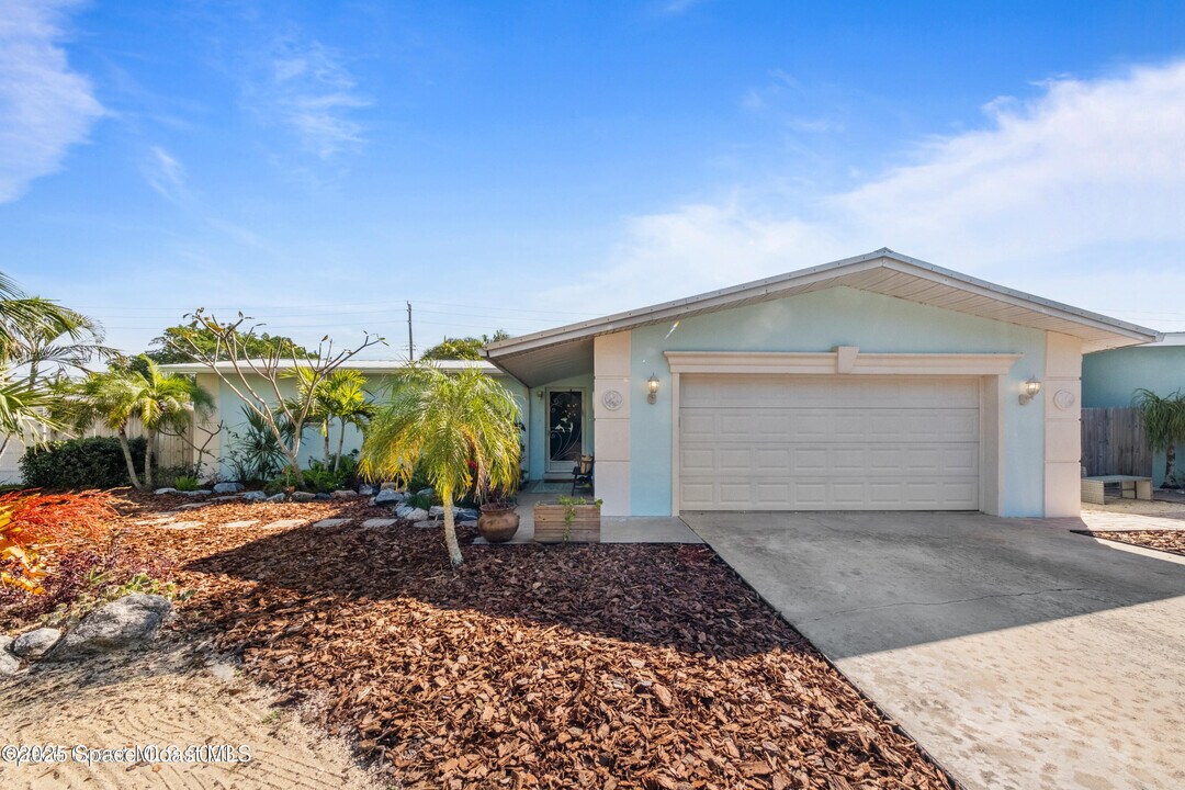 113 Wimico Dr in Satellite Beach, FL - Building Photo