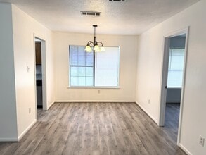 2208 Angus St in Deridder, LA - Building Photo - Building Photo