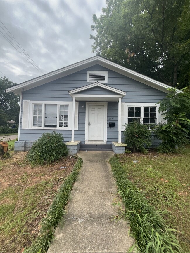 property at 1249 Park Ave