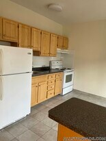 1137 Commonwealth Ave, Unit 1 in Boston, MA - Building Photo