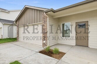 157 N Gowen St in Goddard, KS - Building Photo - Building Photo