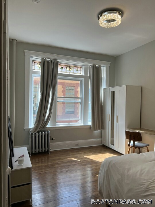 38 Hemenway St in Boston, MA - Building Photo