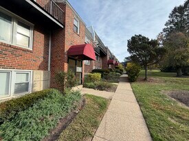 6901 Valley Ave in Philadelphia, PA - Building Photo