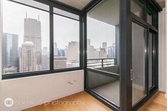 412 S Wells St, Unit 3619 in Chicago, IL - Building Photo - Building Photo