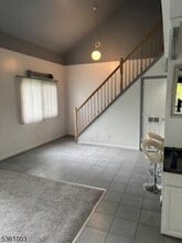 1 Gray Rock Dr in Vernon, NJ - Foto de edificio - Building Photo