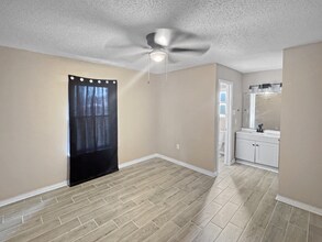 4164 Lac du Bay Dr in Harvey, LA - Building Photo - Building Photo