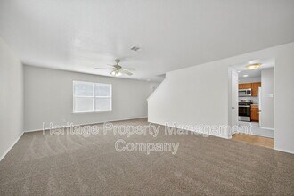 7719 Mesquite Farm in San Antonio, TX - Building Photo - Building Photo