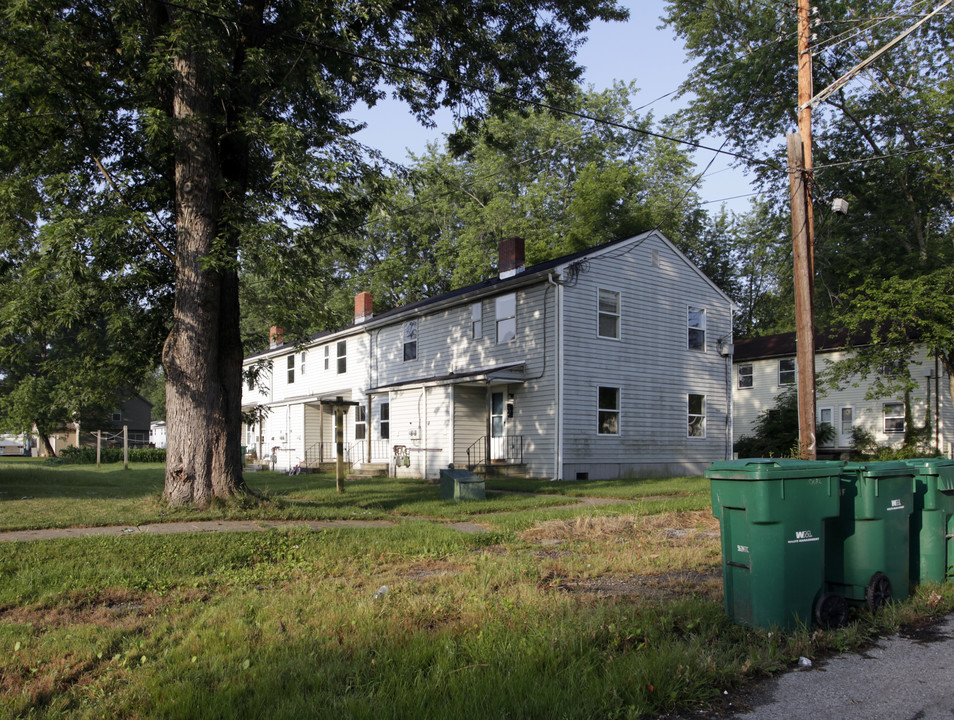 9544 Cloverleaf Rd in Windham, OH - Building Photo