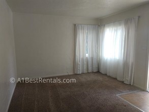 427 Corson Ave in Modesto, CA - Building Photo - Building Photo