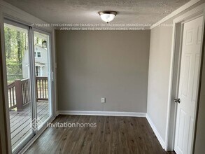 1949 Fort Valley Dr in East Point, GA - Building Photo - Building Photo