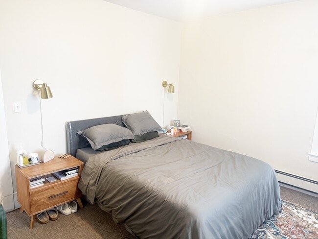 37 Prospect Street Ave, Unit 2 in Waltham, MA - Foto de edificio - Building Photo