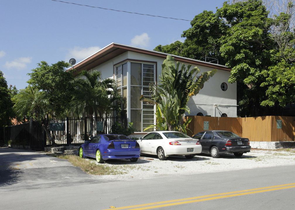 1040 NE 78th Rd in Miami, FL - Building Photo