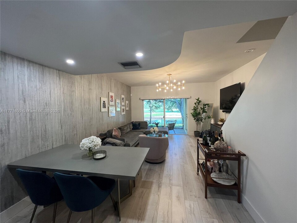 184 SW 96th Ave in Plantation, FL - Building Photo