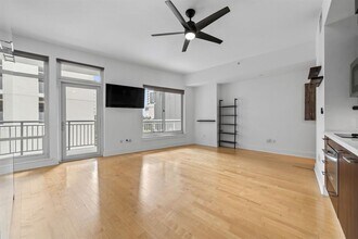 603 Davis St in Austin, TX - Foto de edificio - Building Photo