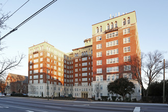 Briarcliff Summit Apartments in Atlanta, GA - Building Photo - Building Photo