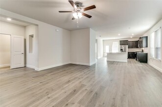 3904 Nature Ct in Denison, TX - Building Photo - Building Photo