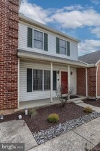 2057 Raleigh Rd in Hummelstown, PA - Foto de edificio - Building Photo