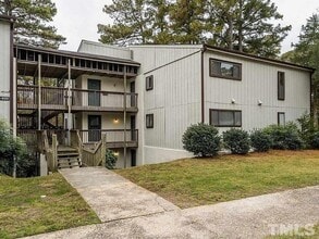 612 Pine Ridge Pl in Raleigh, NC - Building Photo - Building Photo
