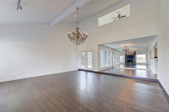 13902 Briarhills Pkwy in Houston, TX - Building Photo - Building Photo