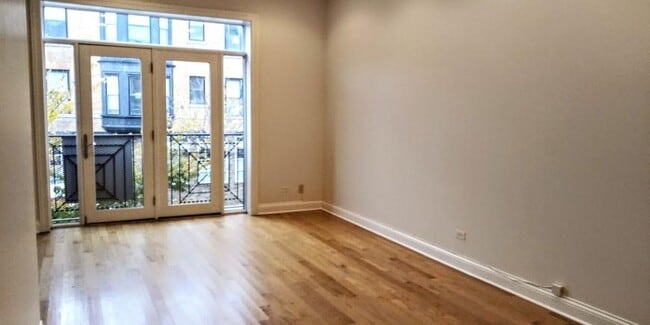 property at 3337 N Halsted St