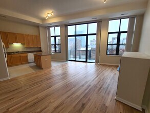 3631 N Halsted St in Chicago, IL - Building Photo - Building Photo