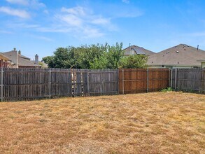 8332 Horseshoe Bend Dr in Fort Worth, TX - Building Photo - Building Photo