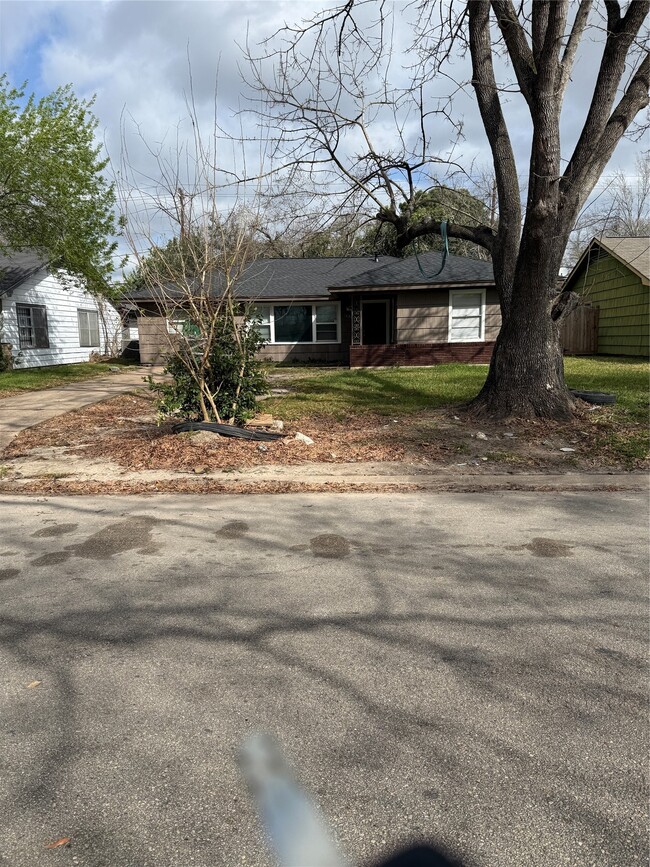 property at 6303 Belcrest St