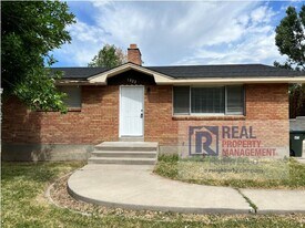 1022 Deon Dr in Pocatello, ID - Building Photo