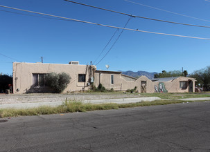 2602 N Balboa Ave in Tucson, AZ - Building Photo - Building Photo