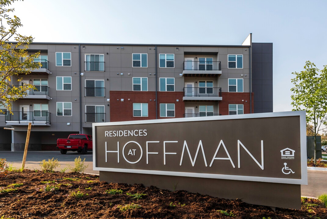 Residences at Hoffman in Aurora, CO - Foto de edificio