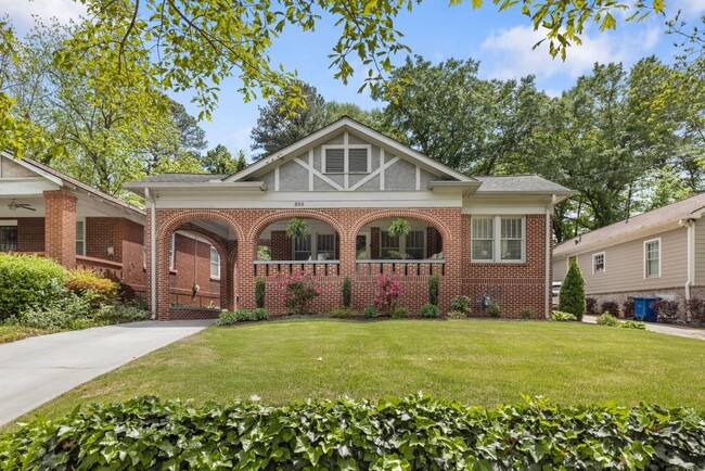 property at 894 Rose Cir SW
