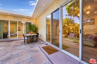 4122 Dixie Canyon Ave in Los Angeles, CA - Building Photo - Building Photo