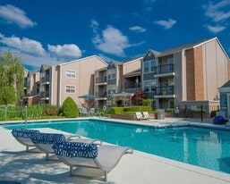 Waterford Apartments in Tulsa, OK - Building Photo