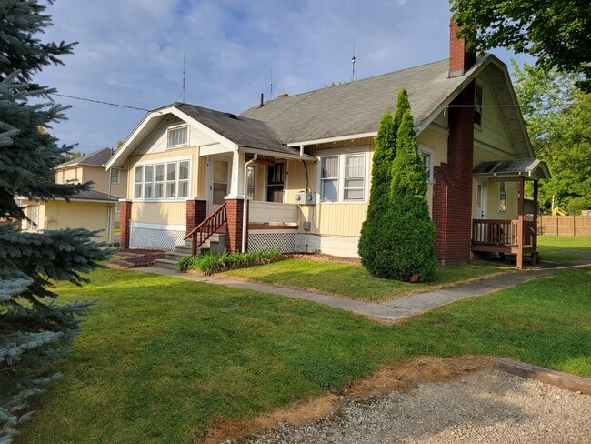 1448 Massillon Rd, Unit Apt. A