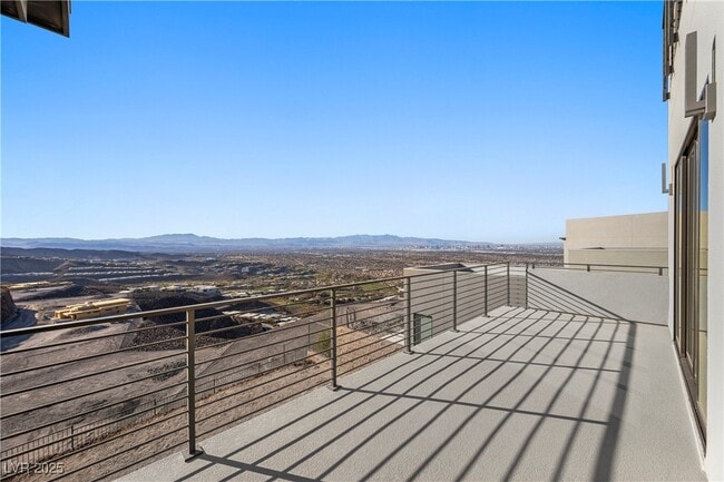 property at 577 Overlook Rim Dr