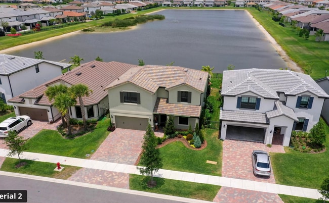 8289 Vaulting Dr in Greenacres, FL - Building Photo - Building Photo