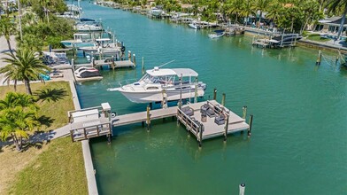 3108 S Maritana Dr in St Pete Beach, FL - Foto de edificio - Building Photo