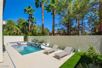 2680 Mystere Ct in Las Vegas, NV - Building Photo - Building Photo
