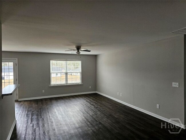 property at 207 Evans Ter
