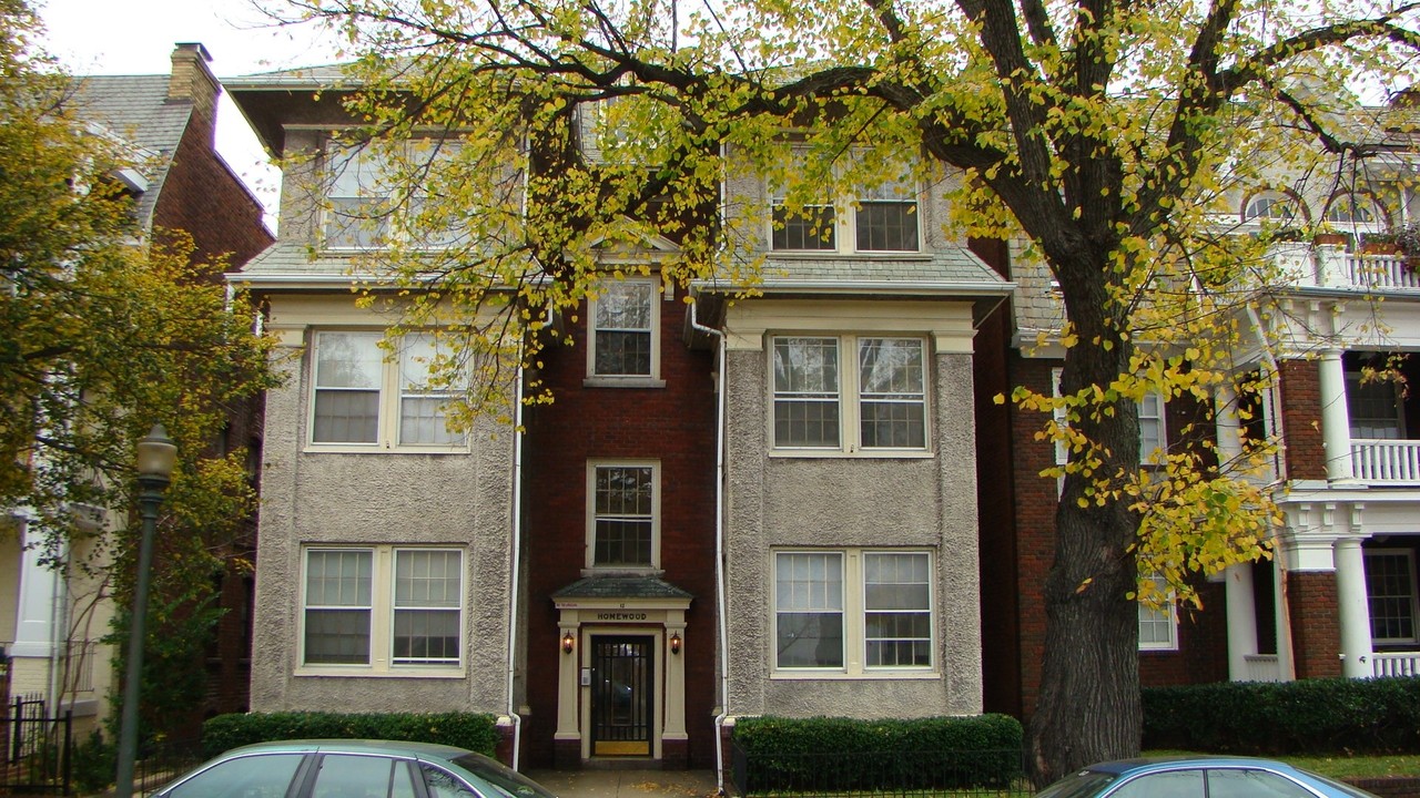 Homewood Apartments in Richmond, VA - Building Photo