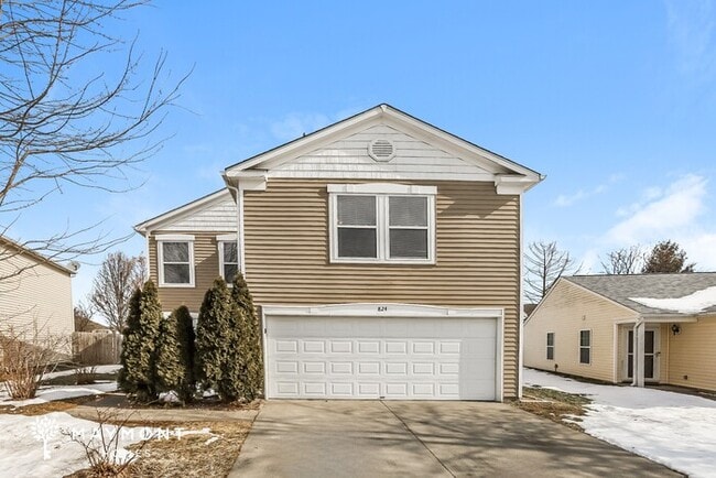 property at 824 Olmsted Dr