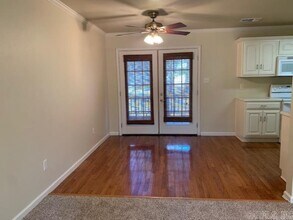 27 Broadmoor Cir in Cabot, AR - Foto de edificio - Building Photo