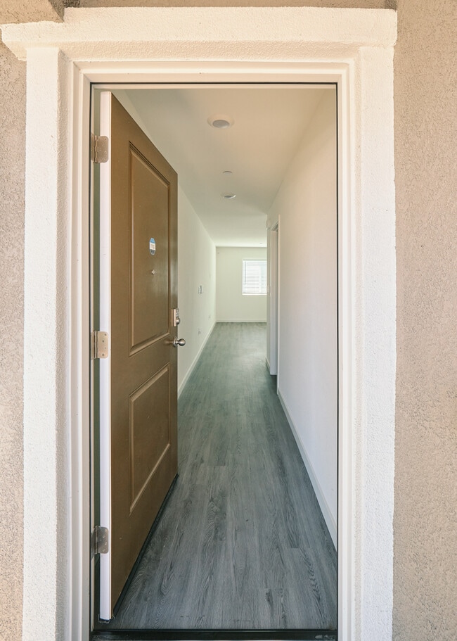 2129 Shady Tree Cir in Roseville, CA - Building Photo - Building Photo